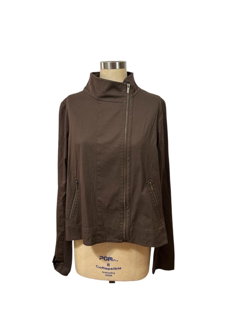 NWT BCBGMaxAzaria Women's Chocolates Brown Zip up Jacket Large Career
Academia